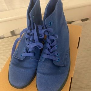 Dr. Martens Blue Canvas Hackney Boots Size 6 part of the Electric collection